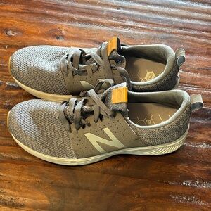New Balance Gray Men's Sport Tennis shoes